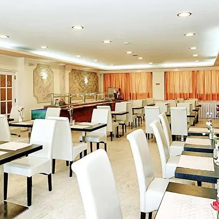 Karras Grande Hotel